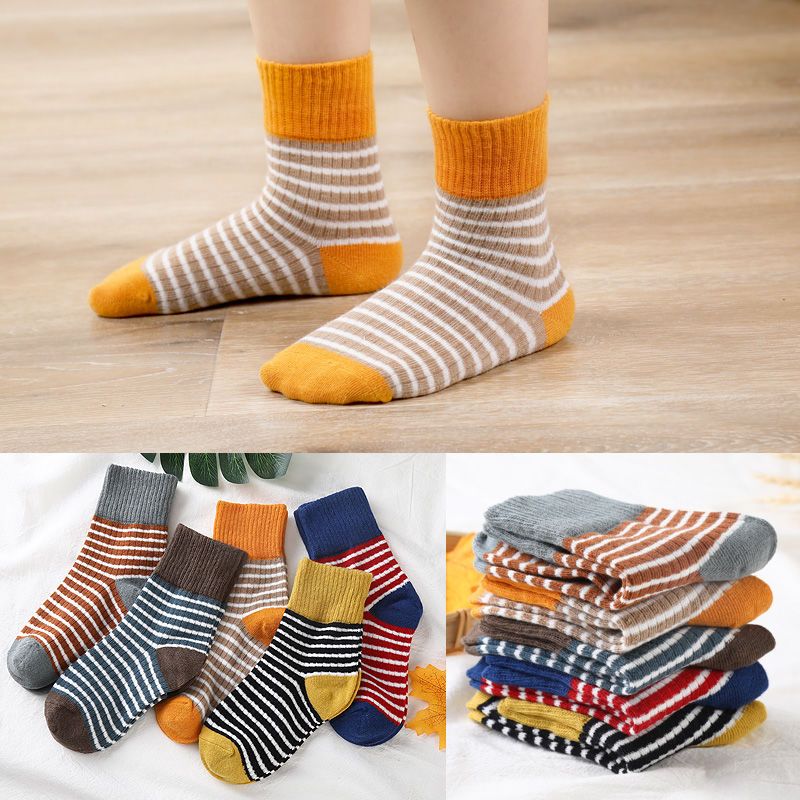 3 / 5 / 10 pairs of autumn and winter cotton socks children's socks children's Korean version medium tube male cute baby cartoon solid color girls' socks