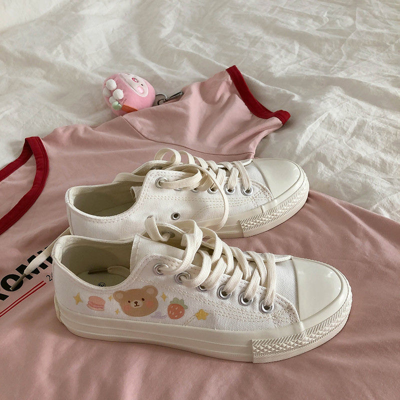 Soft girl high top canvas shoes girl heart small white shoes graffiti hand painted lovely fairy board shoes ins low top white shoes