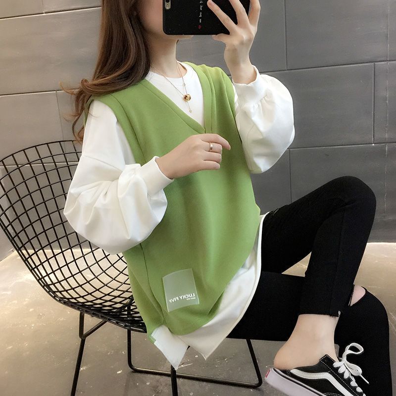 Fake two piece round neck Pullover color matching sweater women's spring and autumn 2020 new Korean loose cotton top fashion