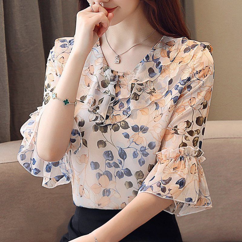 Floral Chiffon shirt large short sleeve women's new fashion top in summer 2020