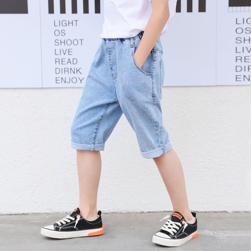 Children's pants men's summer wear 2020 new Korean version of Chaozhong big children's Short Pants Capris boys' jeans and shorts