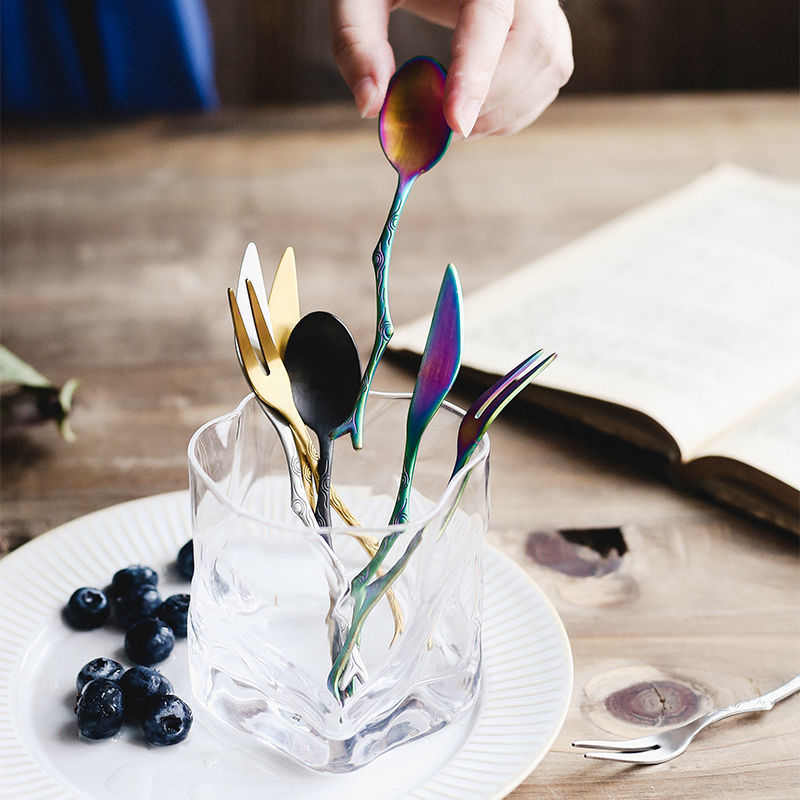 日式不锈钢创意可爱水果叉勺复古树枝造型甜品刀叉勺套装拍摄道具