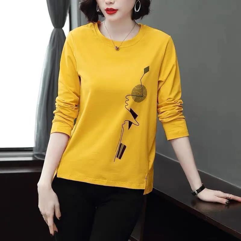 Autumn women's new 2020 base coat spring and autumn top loose mom's 50-60 long sleeve T-shirt trend