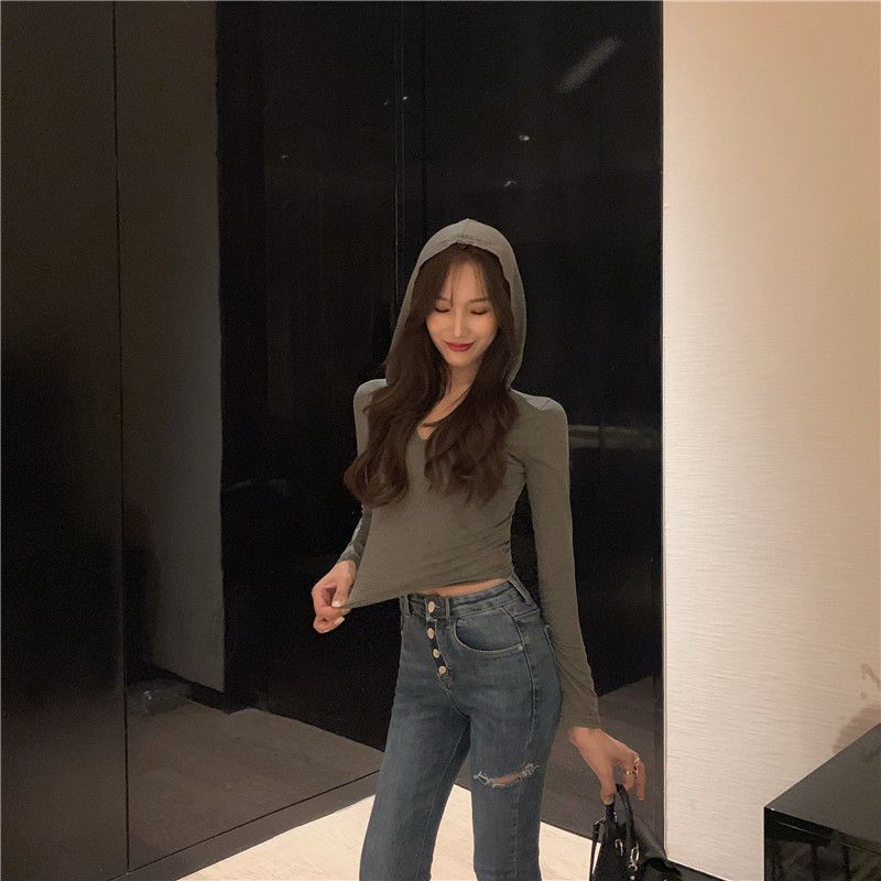Spring and autumn thin section hooded long-sleeved V-neck T-shirt ladies tight-fitting short hat-wearing clothes student bottoming top winter
