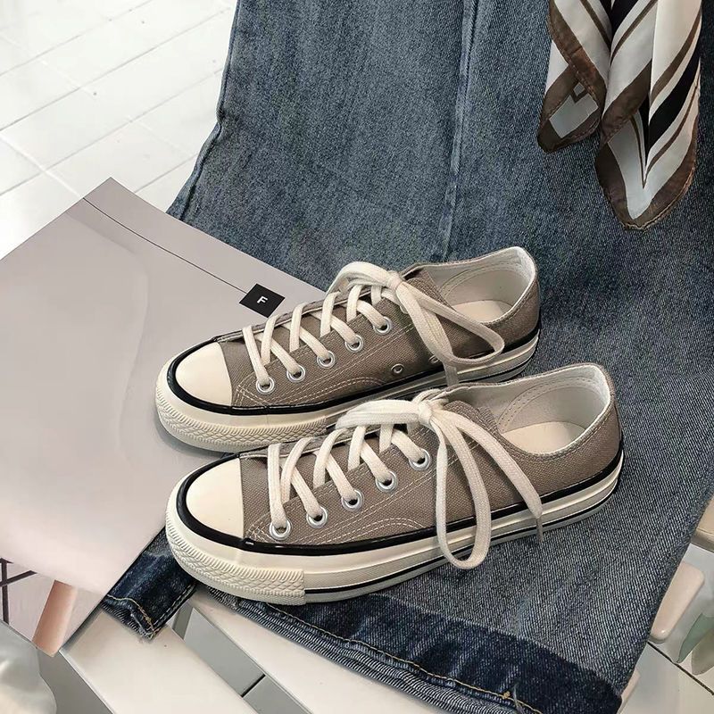 Canvas shoes women's summer versatile small white shoes low top White Retro Hong Kong style board shoes new black shoes children