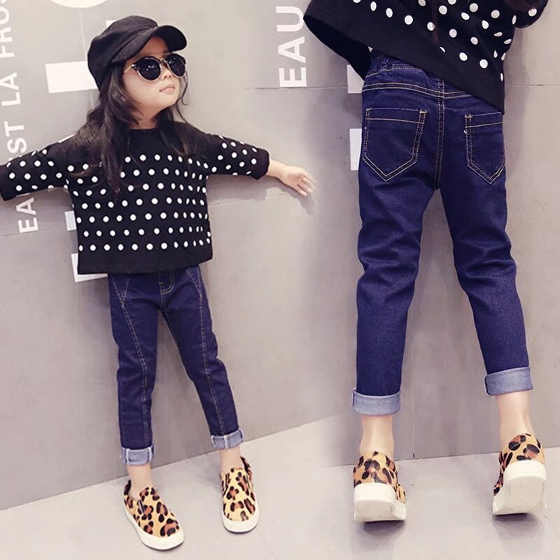 Girls' 2020 new autumn and winter children's denim pants small and medium sized slim fit casual Korean baby pants