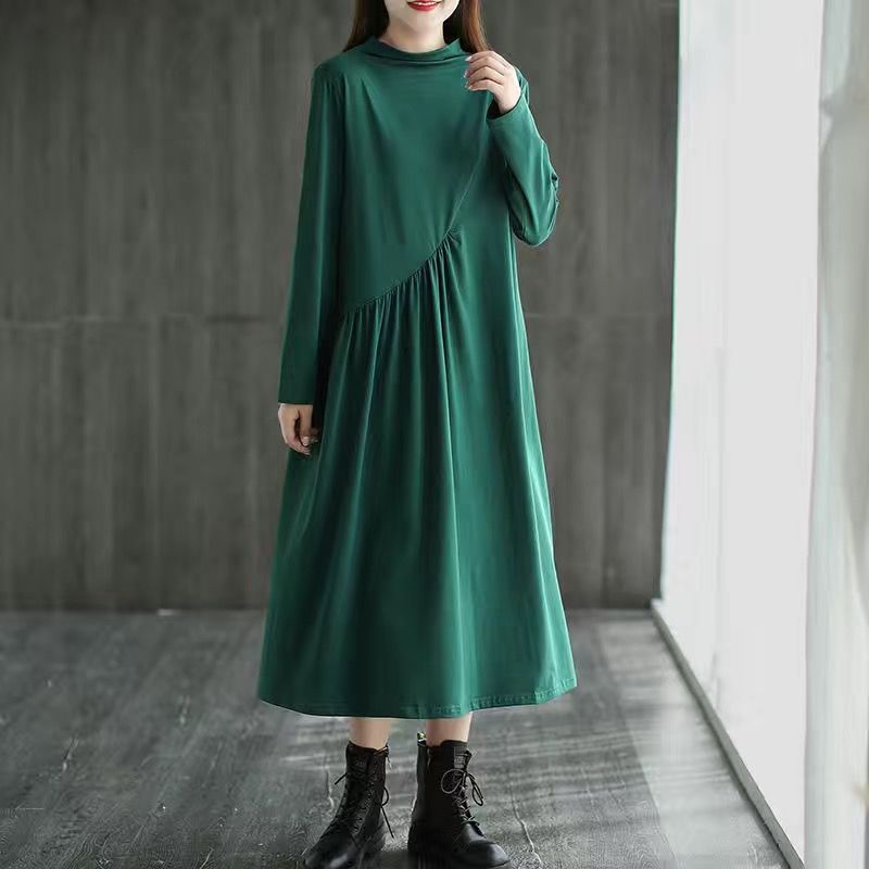 Large size bottomed long sleeve dress for women's fall / winter 2020 new style literature and art RETRO loose versatile high collar mid long skirt