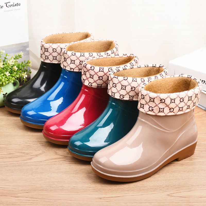 Fashion rain shoes women's warm and antiskid short tube water shoes water boots rain boots car washing kitchen fishing shopping Japanese and Korean rubber shoes