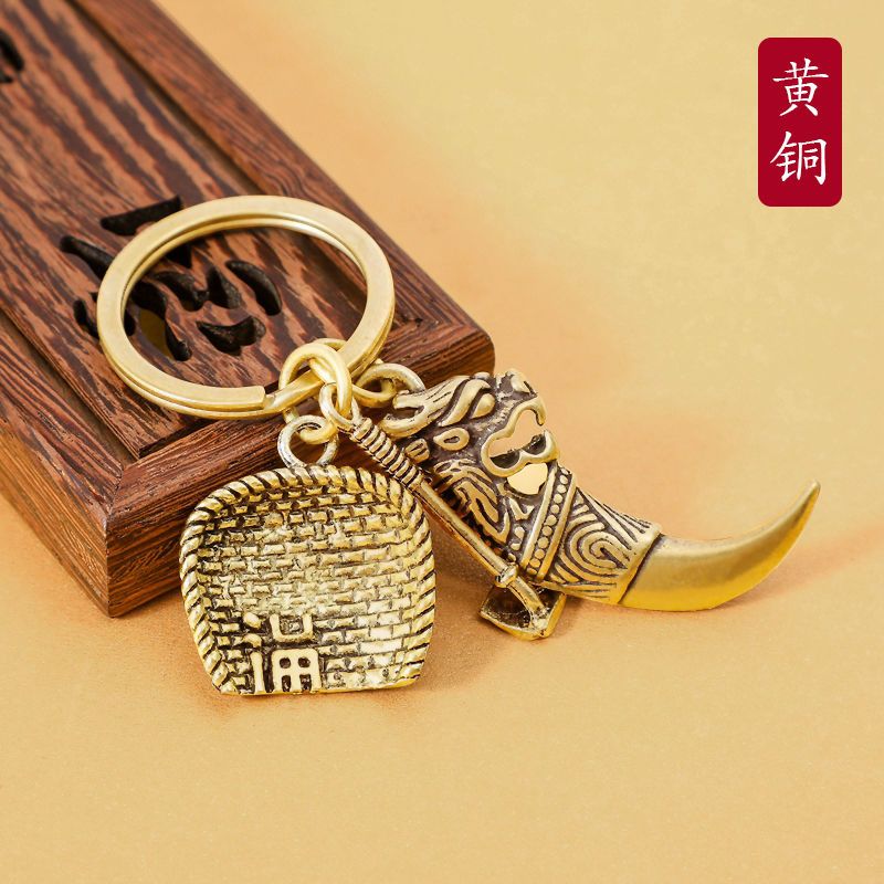 Key chain men's handmade Chinese style pure brass car key pendant accessories creative personality Retro