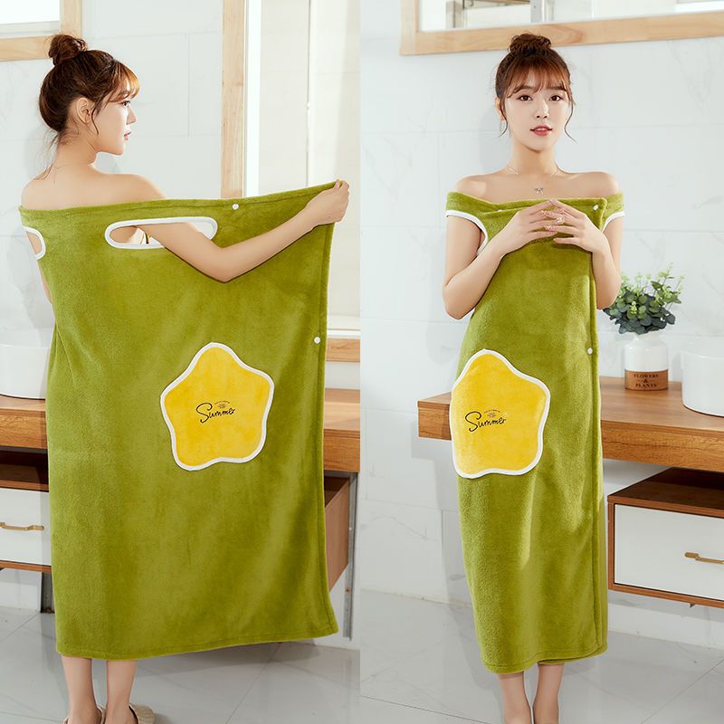 A variety of bath towel can be worn by women, and can be wrapped at home. It can absorb water faster than pure cotton, and can't remove wool. The suspender adds a large bathrobe