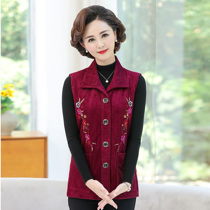 Middle-aged and elderly women's western style vest 2020 new spring and autumn dress embroidered vest mother dress ladies vest loose and thin