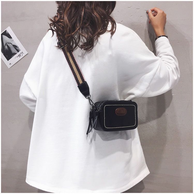Borsa da donna di alta qualità, nuova tracolla per celebrità di Internet alla moda del 2024 per studentesse, versione coreana versatile_voghion.com