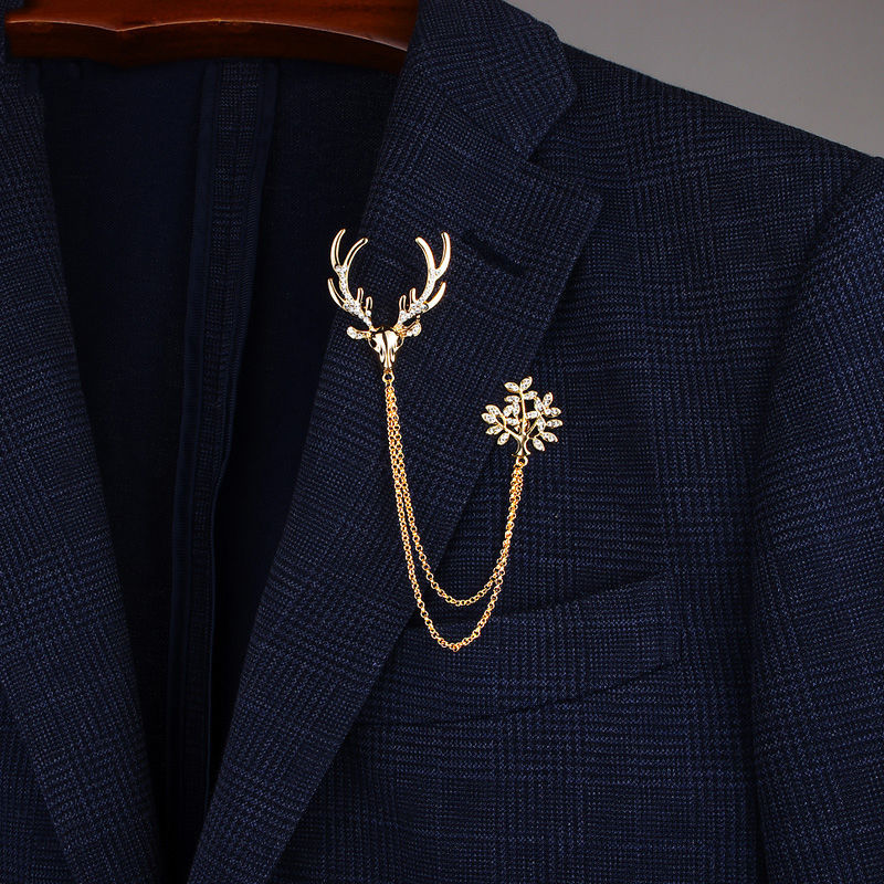 Retro style, simple and versatile style, metal elk double chain tassel brooch, collar pin and collar button accessories