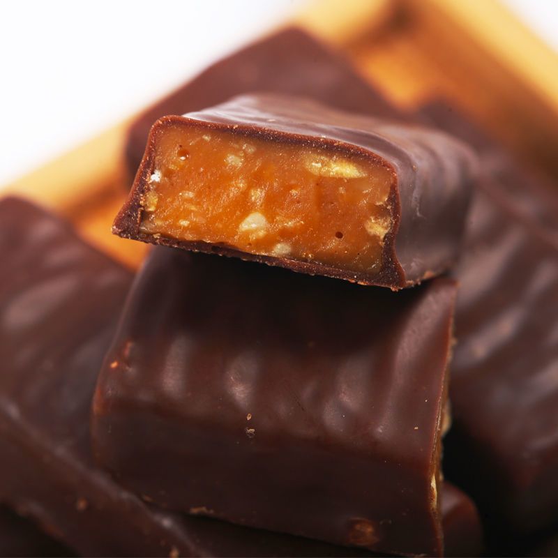 俄罗斯进口kdv糖果紫皮糖巧克力休闲小零食品礼包喜糖多规格批发