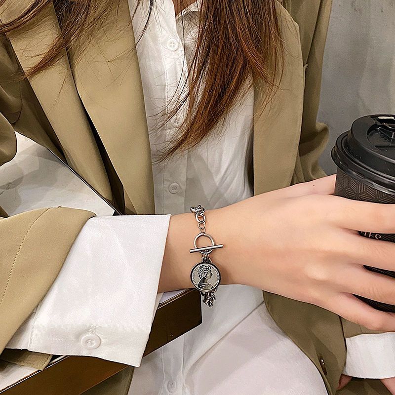 不褪色钛钢手链 小众设计小熊男女情侣冷淡风时尚ins韩版链条手环
