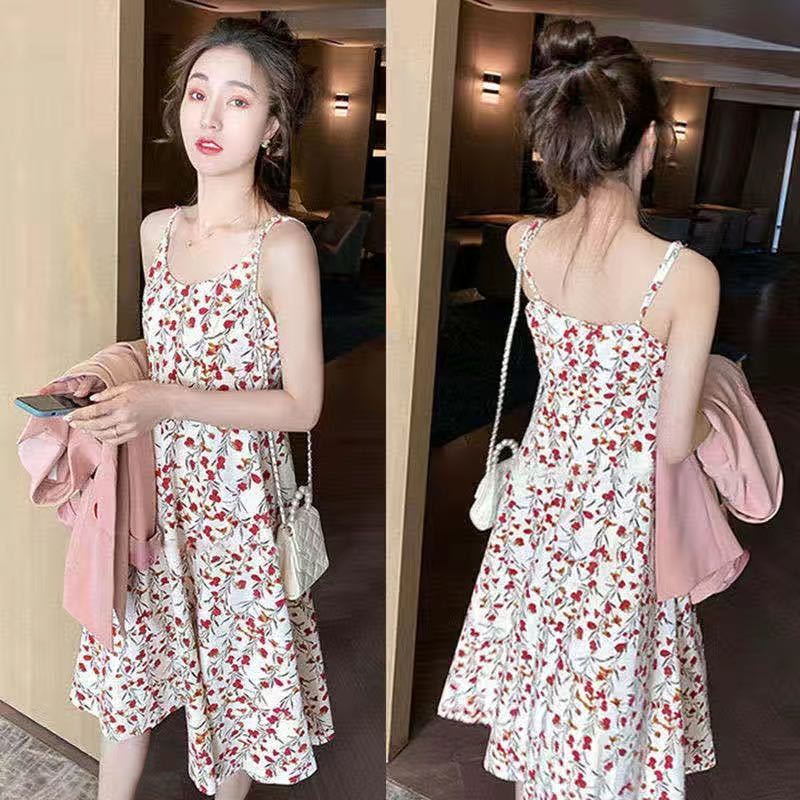 [close waist to show thin] temperament floral suspender dress summer 2020 new super fairy A-line slim mid length skirt