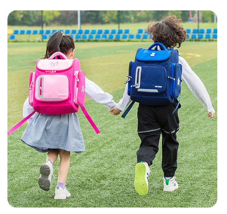 儿童书包小学生男女一二三到六年级韩版减负护脊贵族书包轻便防水