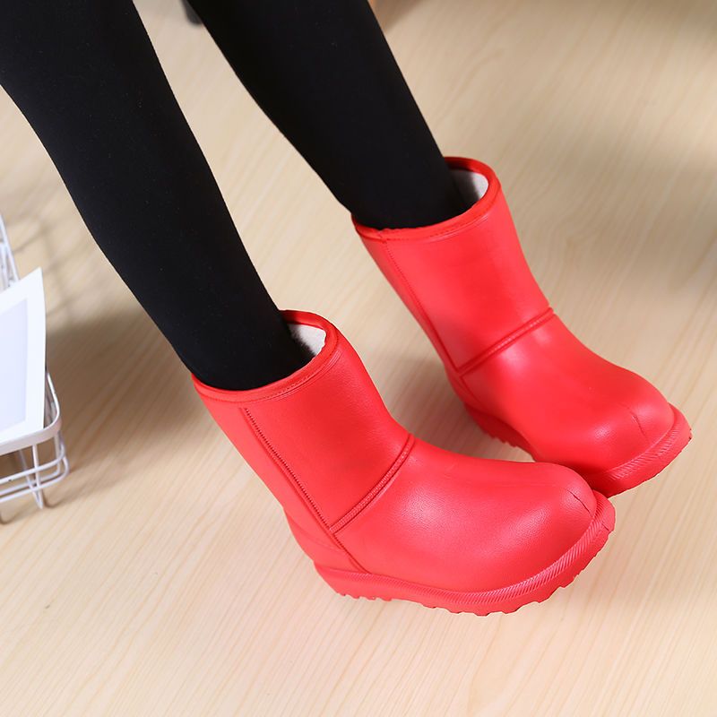 加绒雪地靴防滑保暖防水雨靴学生韩版靴EVA一体鞋厨房洗衣工作鞋