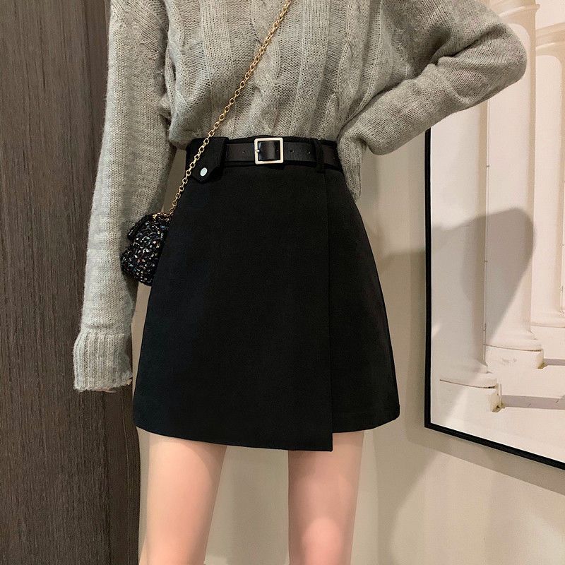 Black woollen skirt women's autumn and winter short skirt 2020 new high waist A-line skirt with hip covering, versatile and slim skirt