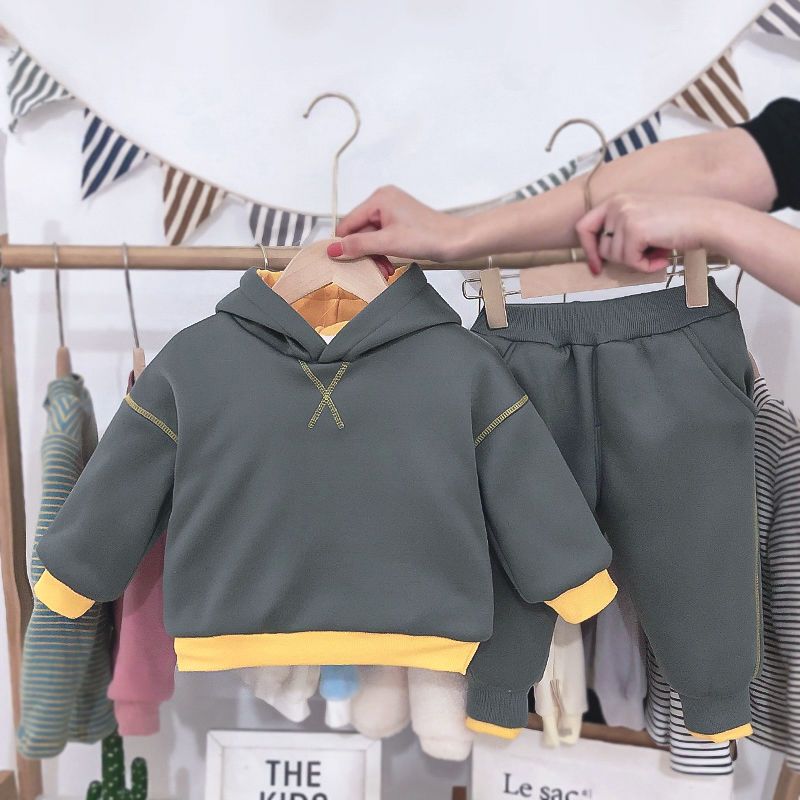 Children 1-3 years old autumn and winter suit boys thickened and fleece baby two-piece set  new foreign style children's sweater