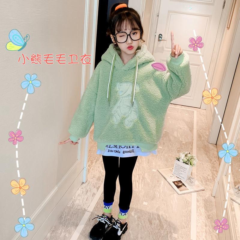 Girls wool sweater 2022 autumn and winter new middle and big children's foreign style thickened lamb wool plus fleece sweater hooded jacket