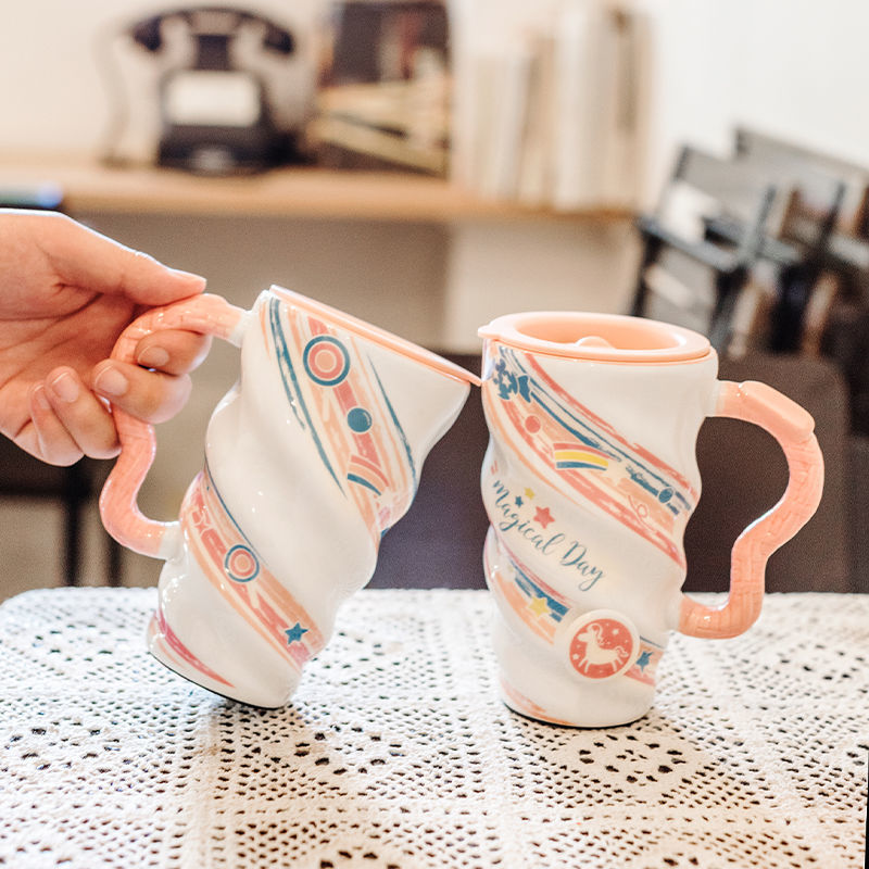 屿鹿杯子创意马克杯带盖勺个性情侣水杯女陶瓷大容量潮流咖啡杯