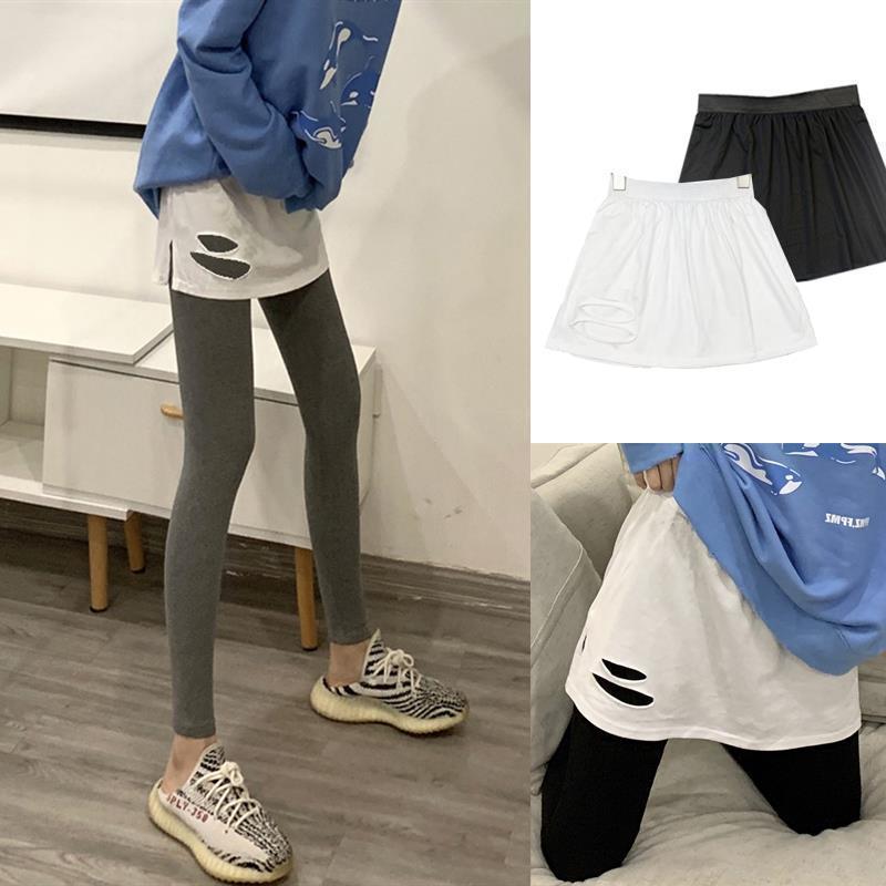 Korean version hole bottomed skirt female student skirt versatile sweater partner exposed white edge T-shirt fold on with skirt inside