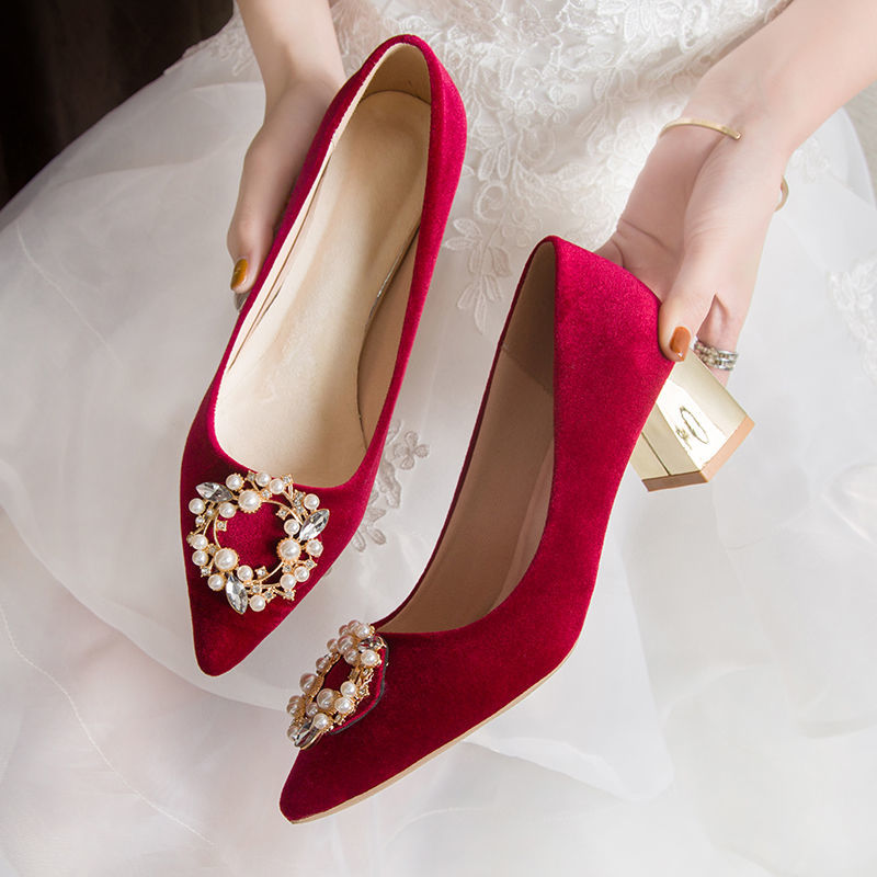婚鞋女粗跟敬酒鞋春秋季新款秀禾服红色结婚单鞋高跟婚纱新娘女鞋