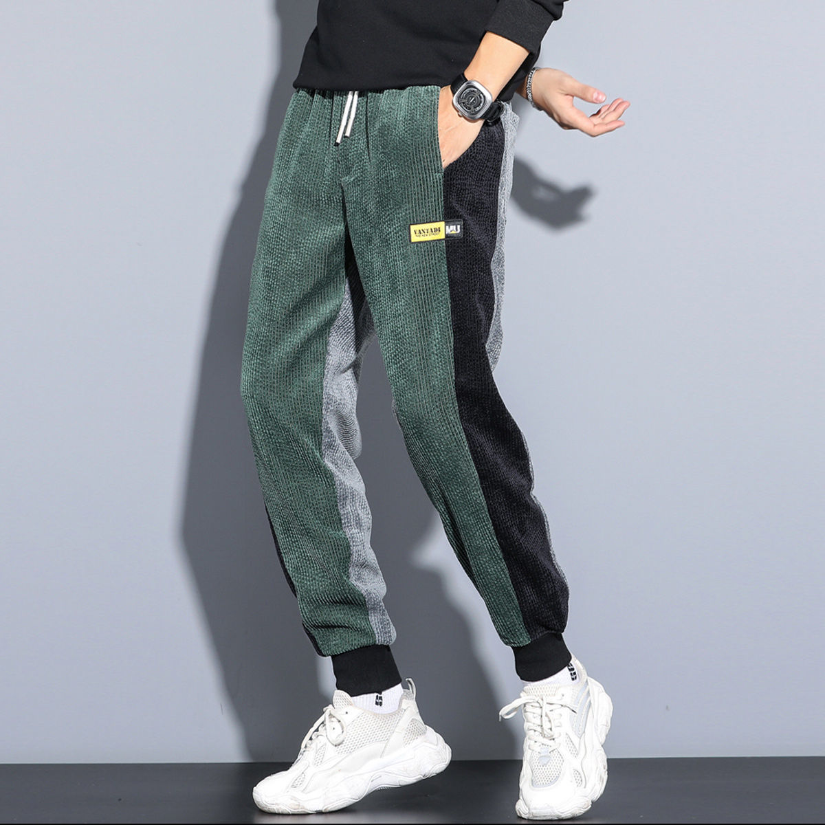 Casual pants men's autumn and winter plush and thick corduroy pants are versatile, loose and large casual Harem Pants are fashionable