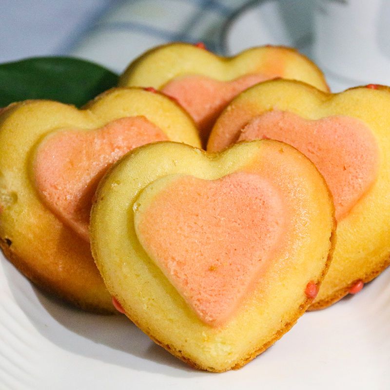 甜蜜官巧克力草莓爆浆心型蛋糕网红早餐糕点下午茶零食20枚装