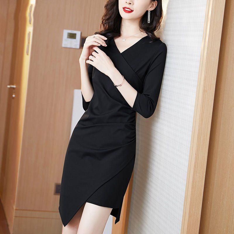 Irregular dress spring and summer new women's black V-neck medium length skirt slim slim black skirt