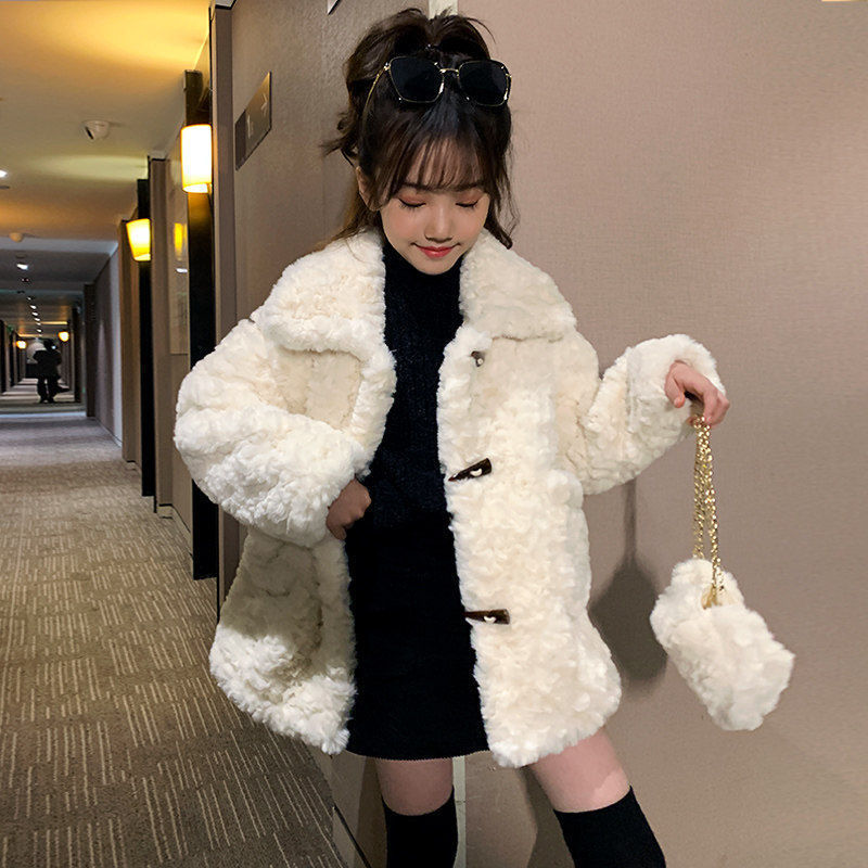 女童羊羔毛外套冬装皮毛一体2023新款时髦洋气儿童加绒加厚秋冬款