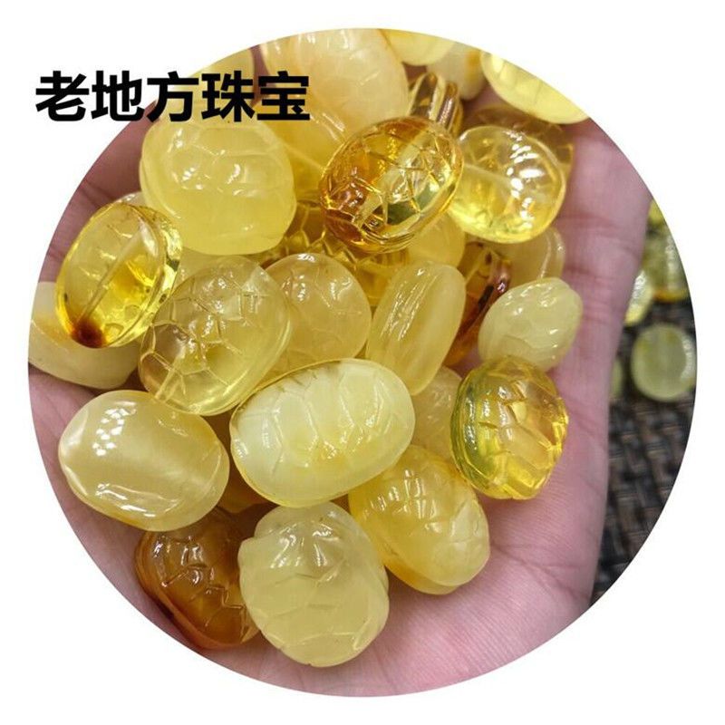 天然琥珀蜜蜡富甲天下背云配饰花白雕刻件吊坠乌龟壳原矿小雕件 虎窝拼