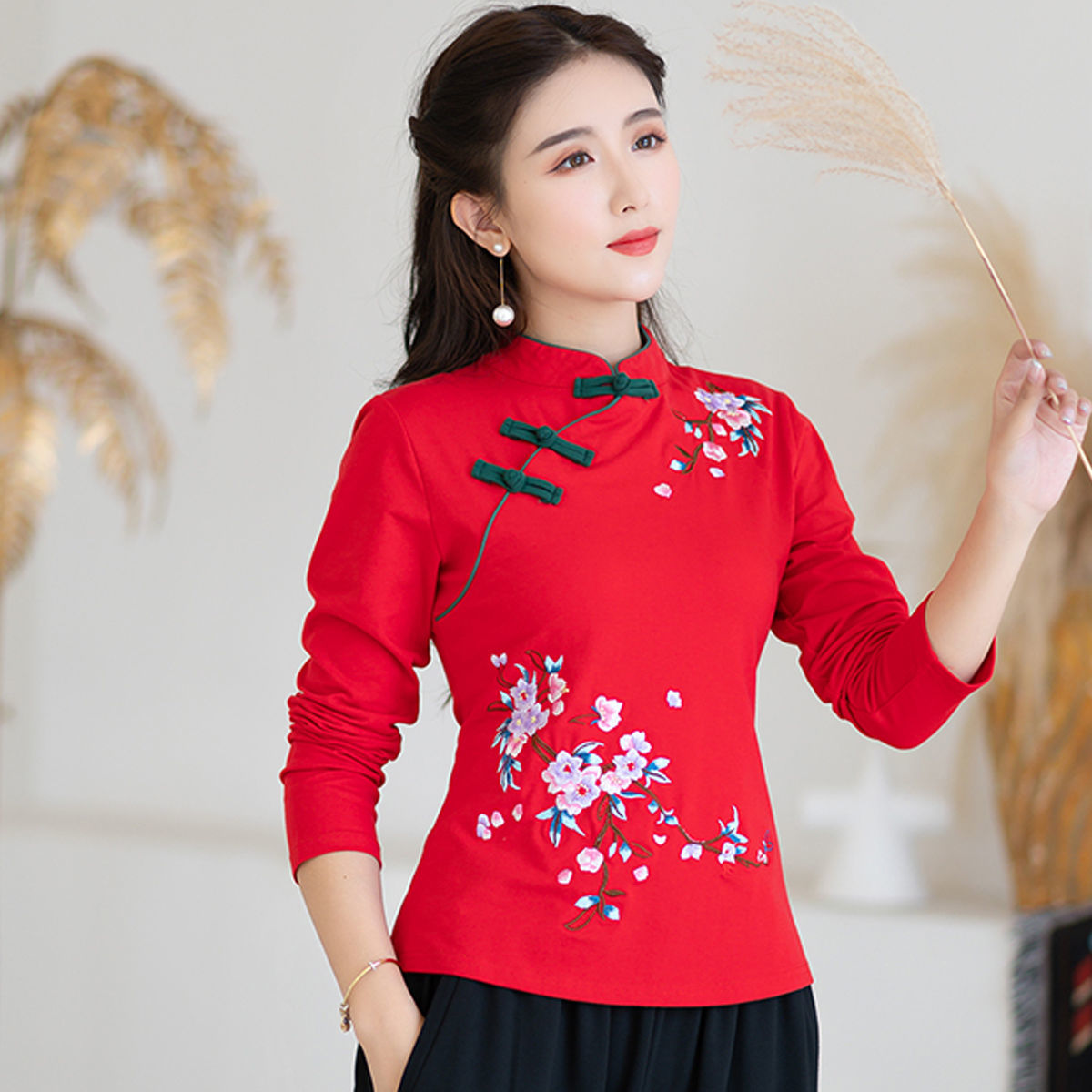 Autumn and winter new ethnic style embroidery button small stand collar long-sleeved t-shirt Chinese style embroidery slim large size bottoming shirt