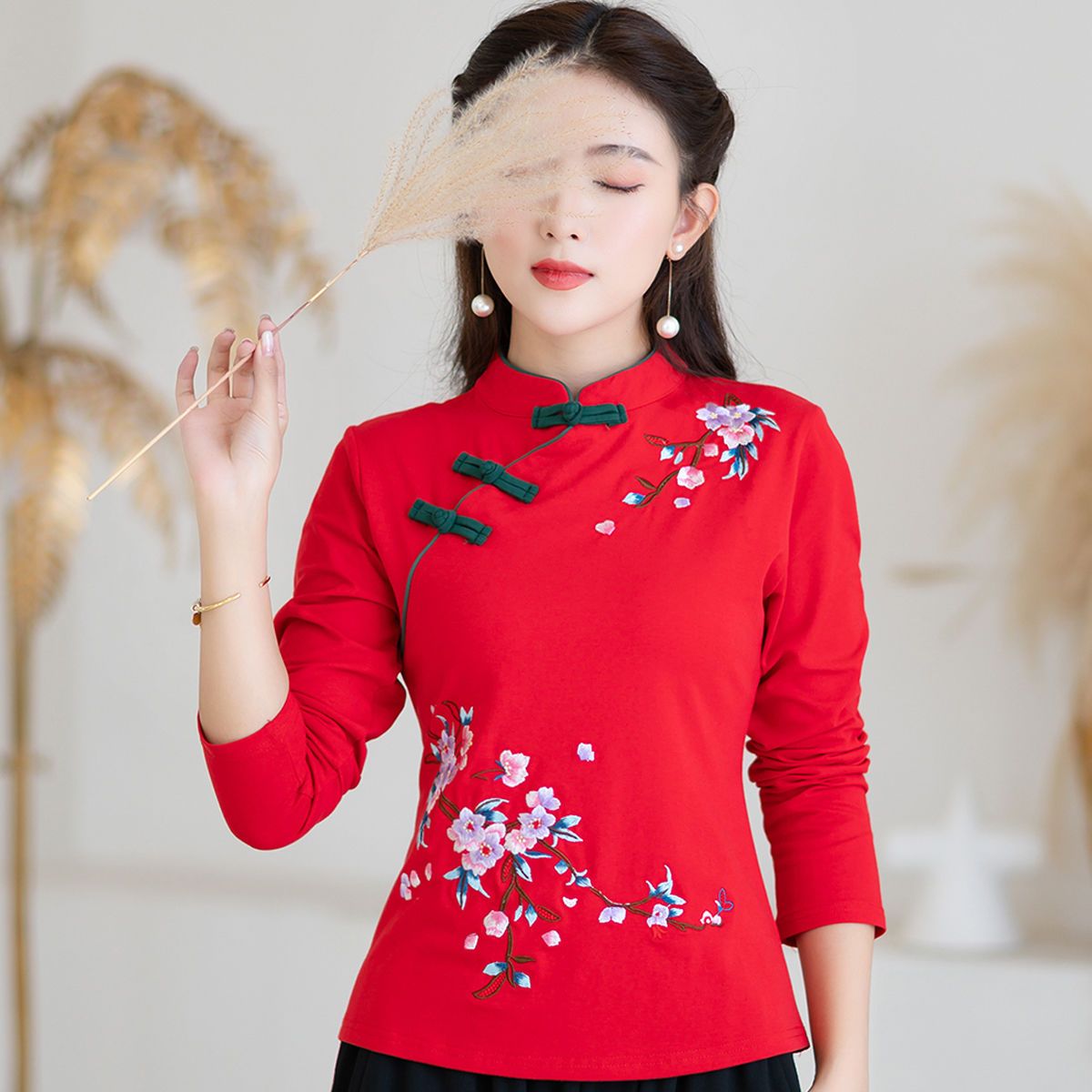 Autumn and winter new ethnic style embroidery button small stand collar long-sleeved t-shirt Chinese style embroidery slim large size bottoming shirt