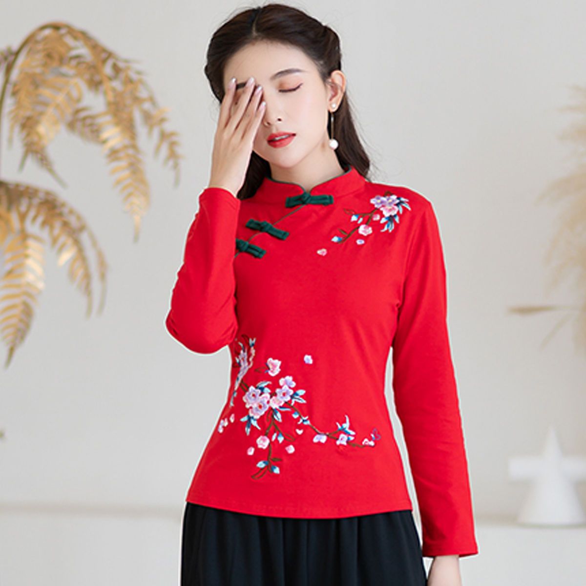 Autumn and winter new ethnic style embroidery button small stand collar long-sleeved t-shirt Chinese style embroidery slim large size bottoming shirt