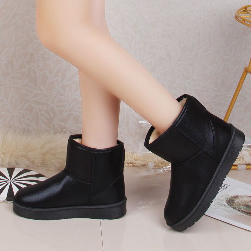 雪地靴女复古加厚防滑加绒鞋子秋冬保暖棉鞋学生百塔靴子女2020