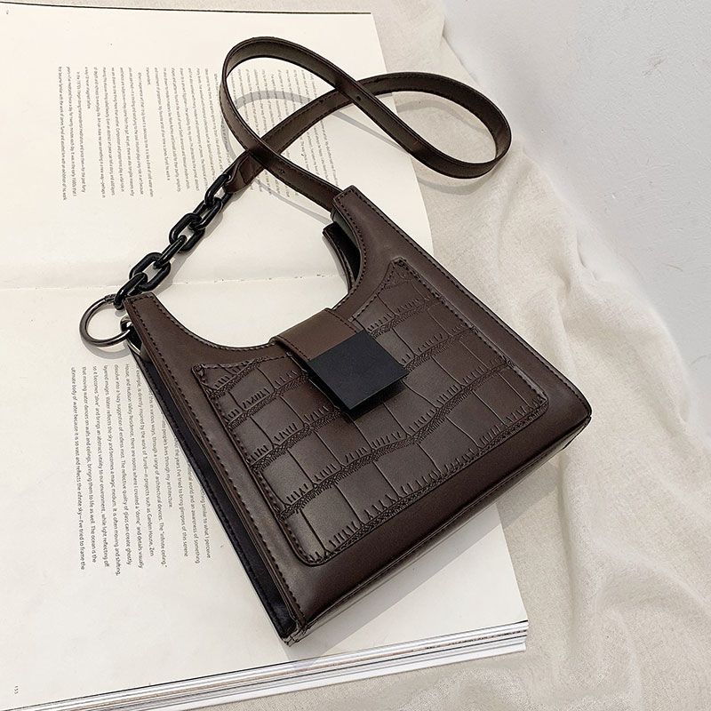 Niche design ins bag for women's 2023 new trendy Korean version versatile texture, fashionable and high-end single_voghion.com
