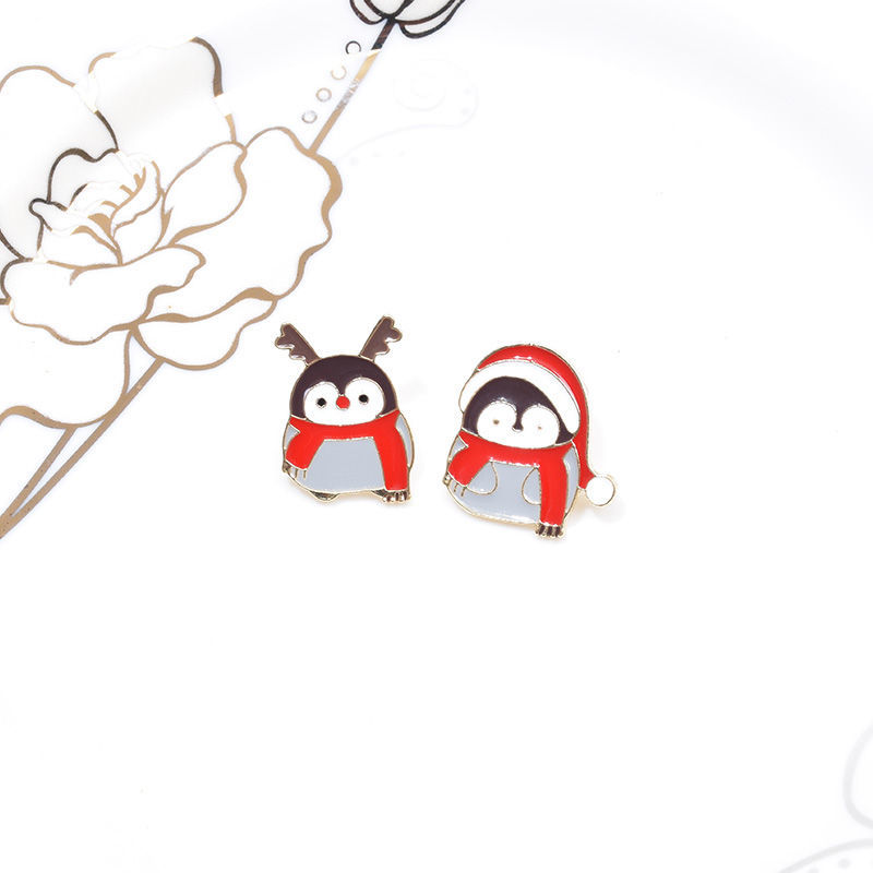 圣诞节企鹅胸针可爱日系卡通情侣一对甜美学生徽章别针包包装饰品