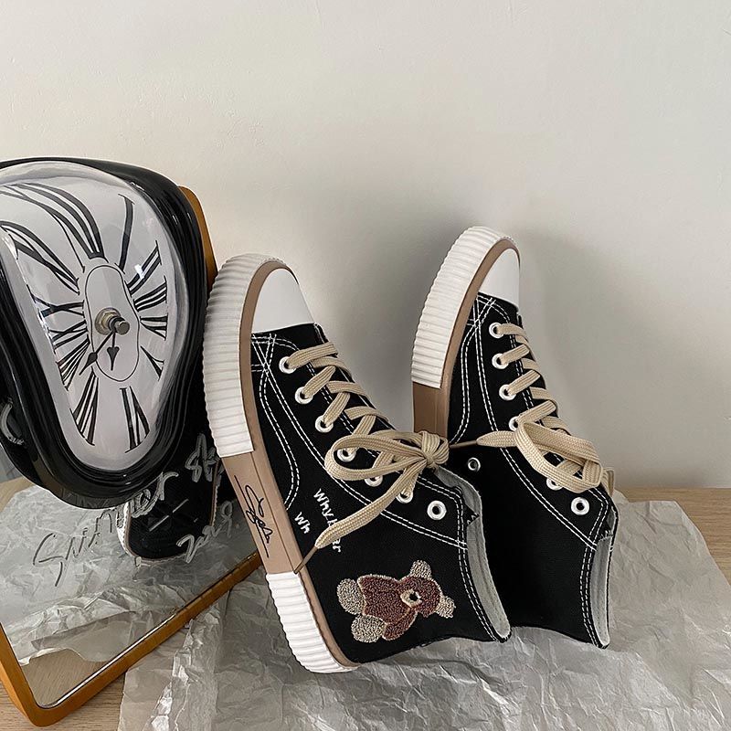Embroidered bear high top canvas shoes girl student little white shoes 2021 new spring ulzzang board shoes women's fashion