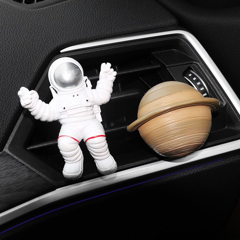 Space astronaut car air outlet air conditioning outlet decoration car jewelry decoration creative cute aromatherapy perfume clip
