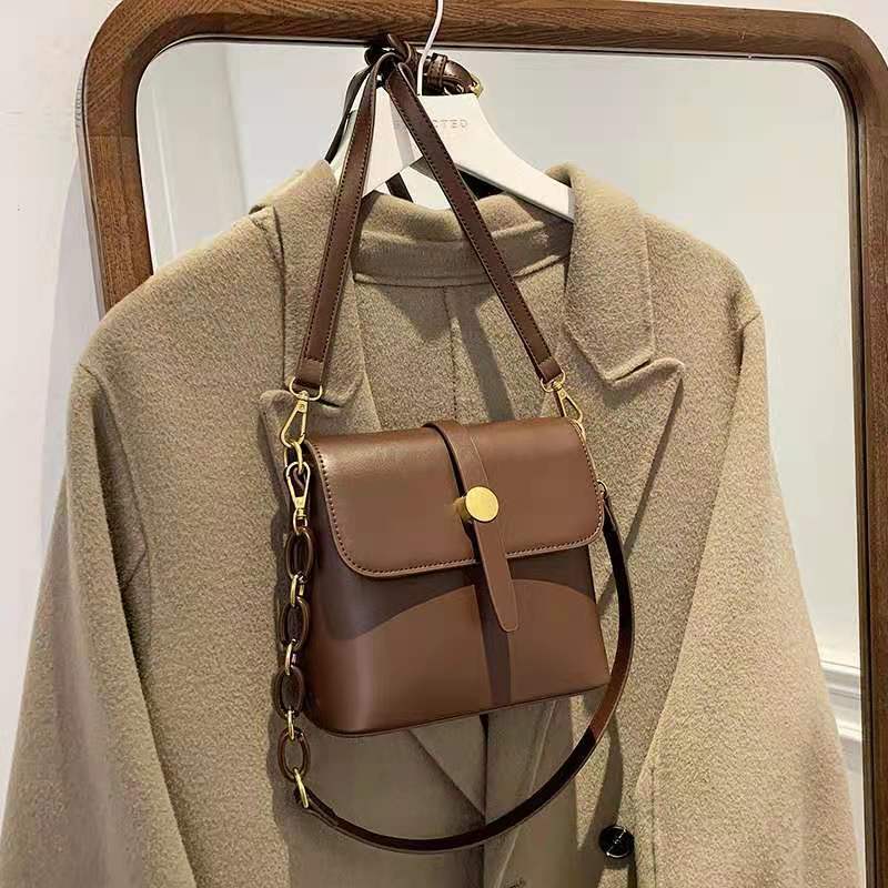 2023 New Trendy Fashion Large Capacity Bag Female Internet Celebrity Style Shoulder Bag Autumn and Winter Versatile Crossbody Bucket Bag
