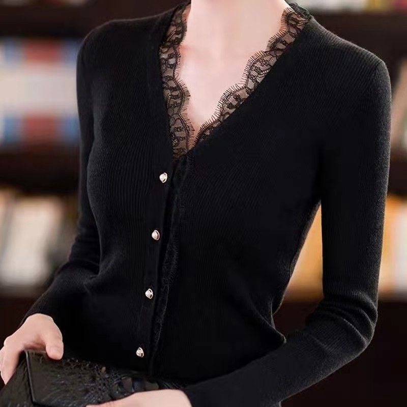 V领针织衫女2021春装新款修身黑色蕾丝衫短款打底衫优雅气质上衣