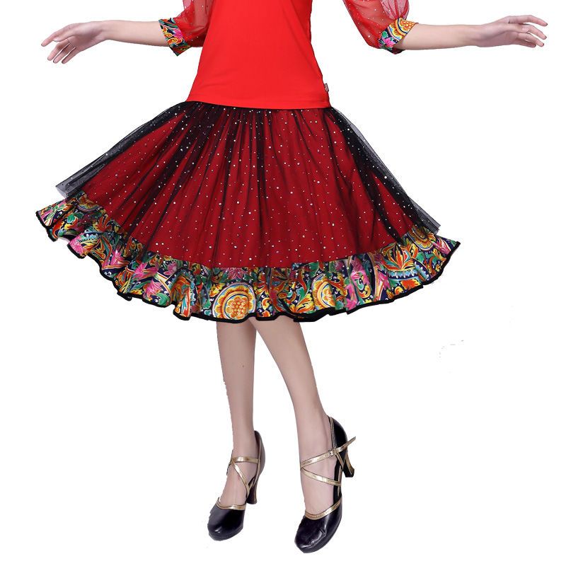 广场舞套裙新款两件套中老年演出服女夏装民族风跳舞服装女舞蹈服