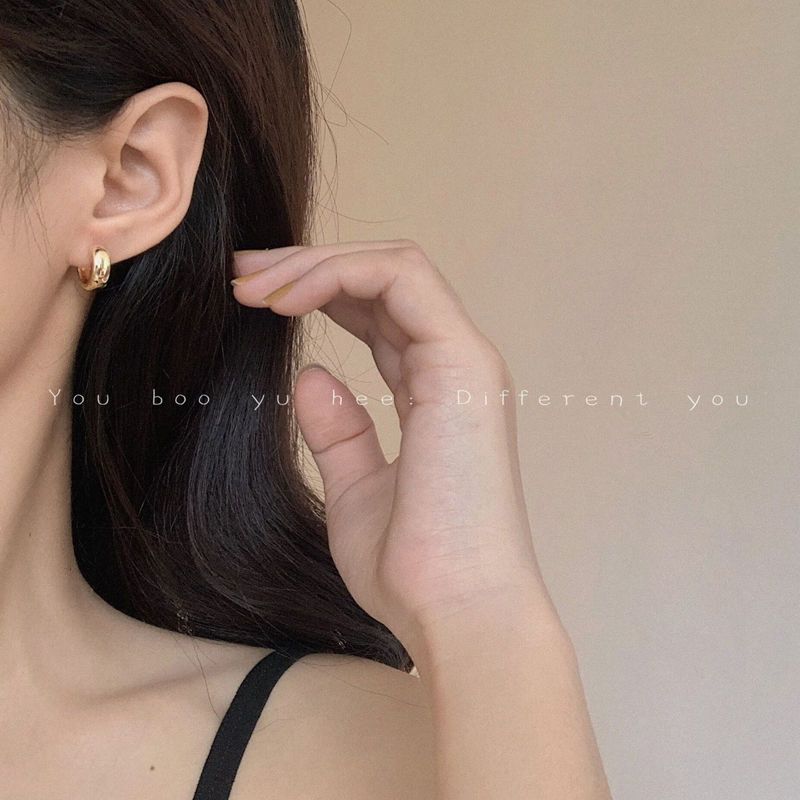高级感法式圆圈耳钉女耳圈2023年新款潮网红耳环气质时尚个性耳饰