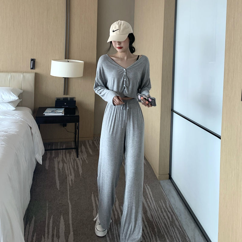 Early autumn fashion suit women 2023 new loose short long-sleeved cardigan high waist wide-leg pants casual three-piece suit