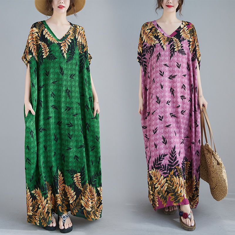 Plus fat printing dress fat mm large size women's bat sleeve V-neck holiday dress long hidden meat age-reducing robe summer