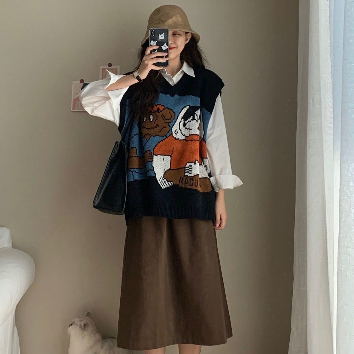 One-piece/suit spring and autumn V-neck knitted layered sweater loose vest vest student + long-sleeved shirt two-piece set