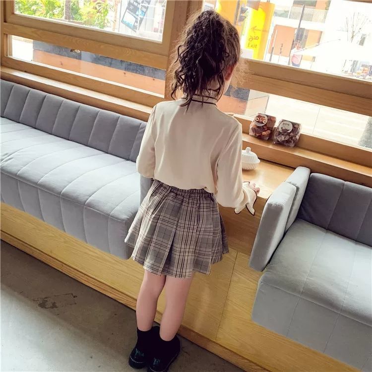 女童春秋套装2022新款小女孩衬衫洋气公主风百褶裙学院两件套韩版