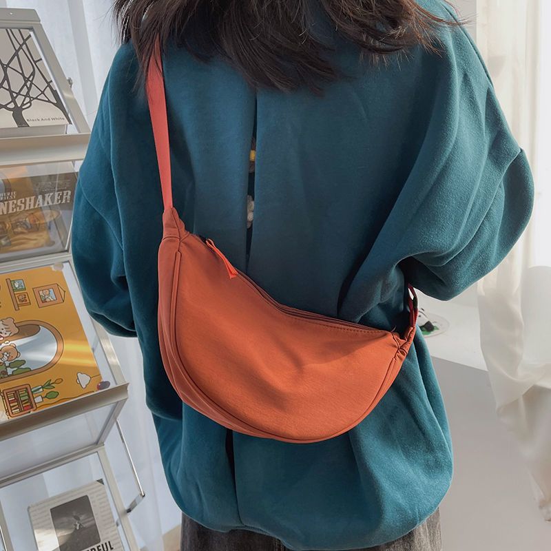 韓國ins包包女2021新款韓版潮學生單肩斜挎包百搭簡約原宿餃子包